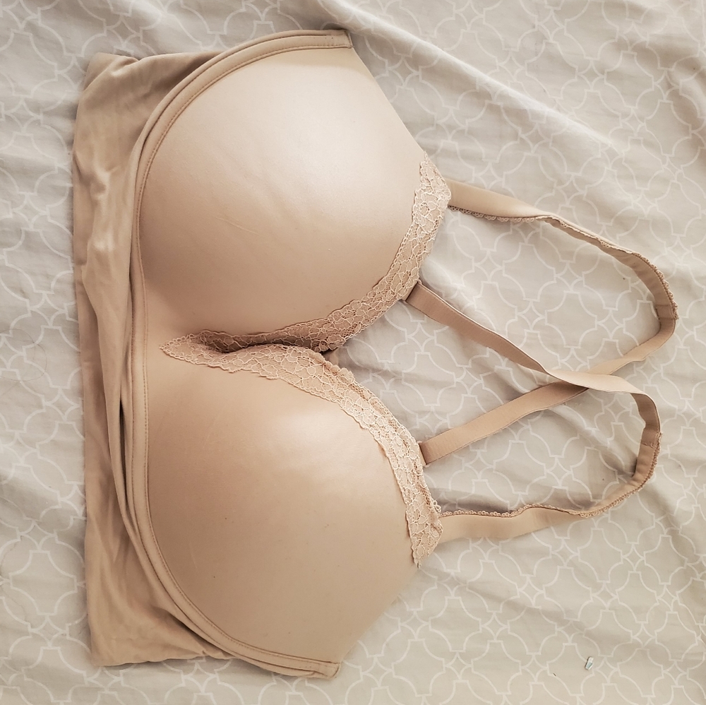 Body by Victoria Wireless Push Up Bra